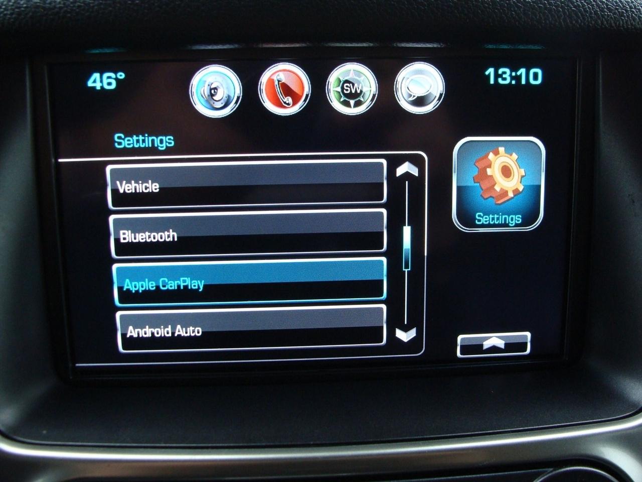 Chevrolet Suburban 4WD 4dr 1500 LT 2016