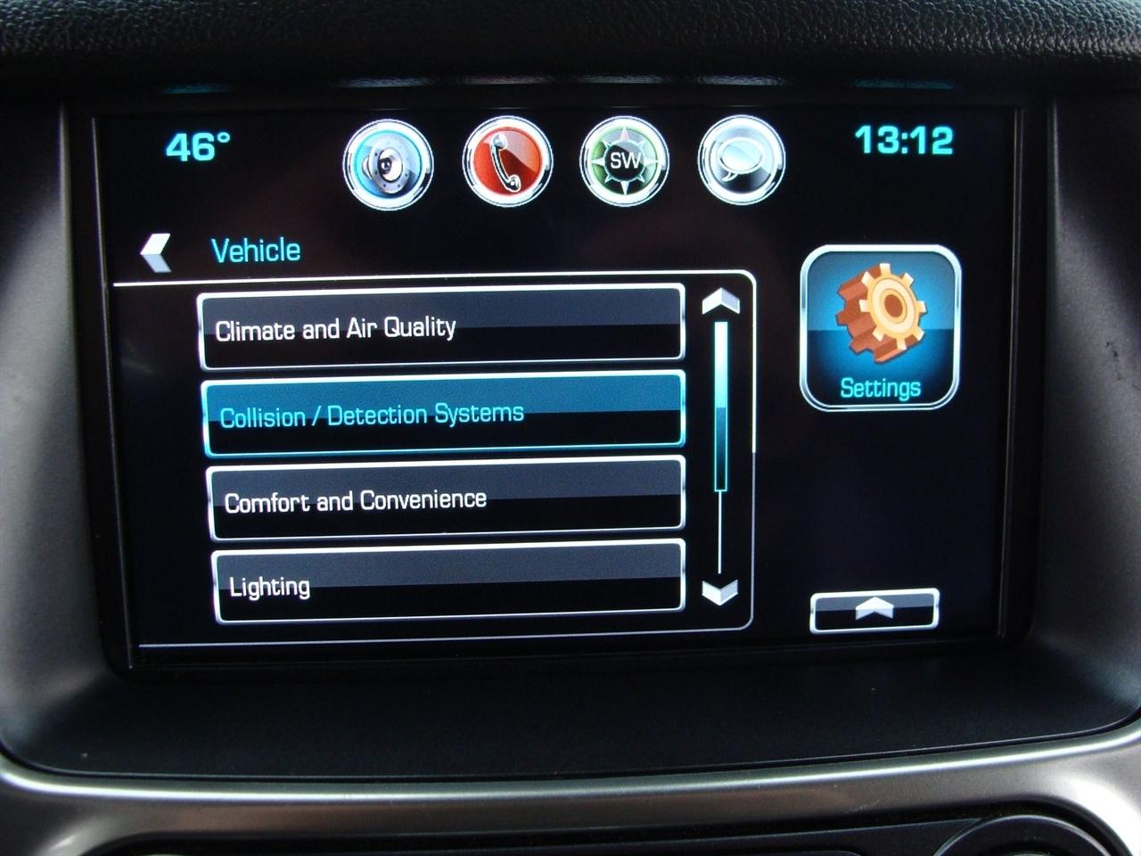 Chevrolet Suburban 4WD 4dr 1500 LT 2016