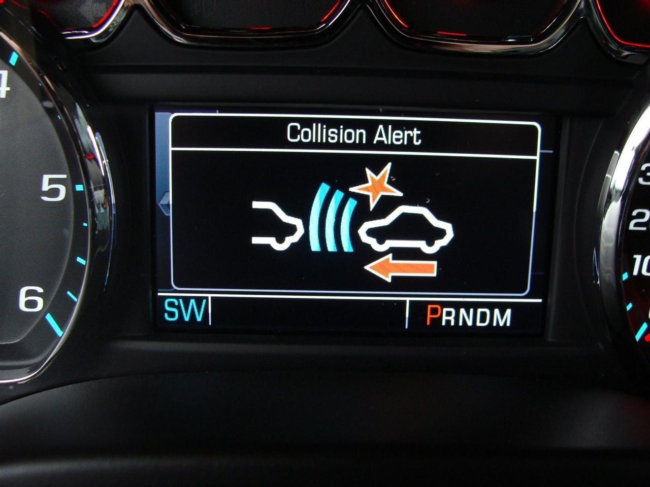 Chevrolet Suburban 4WD 4dr 1500 LT 2016