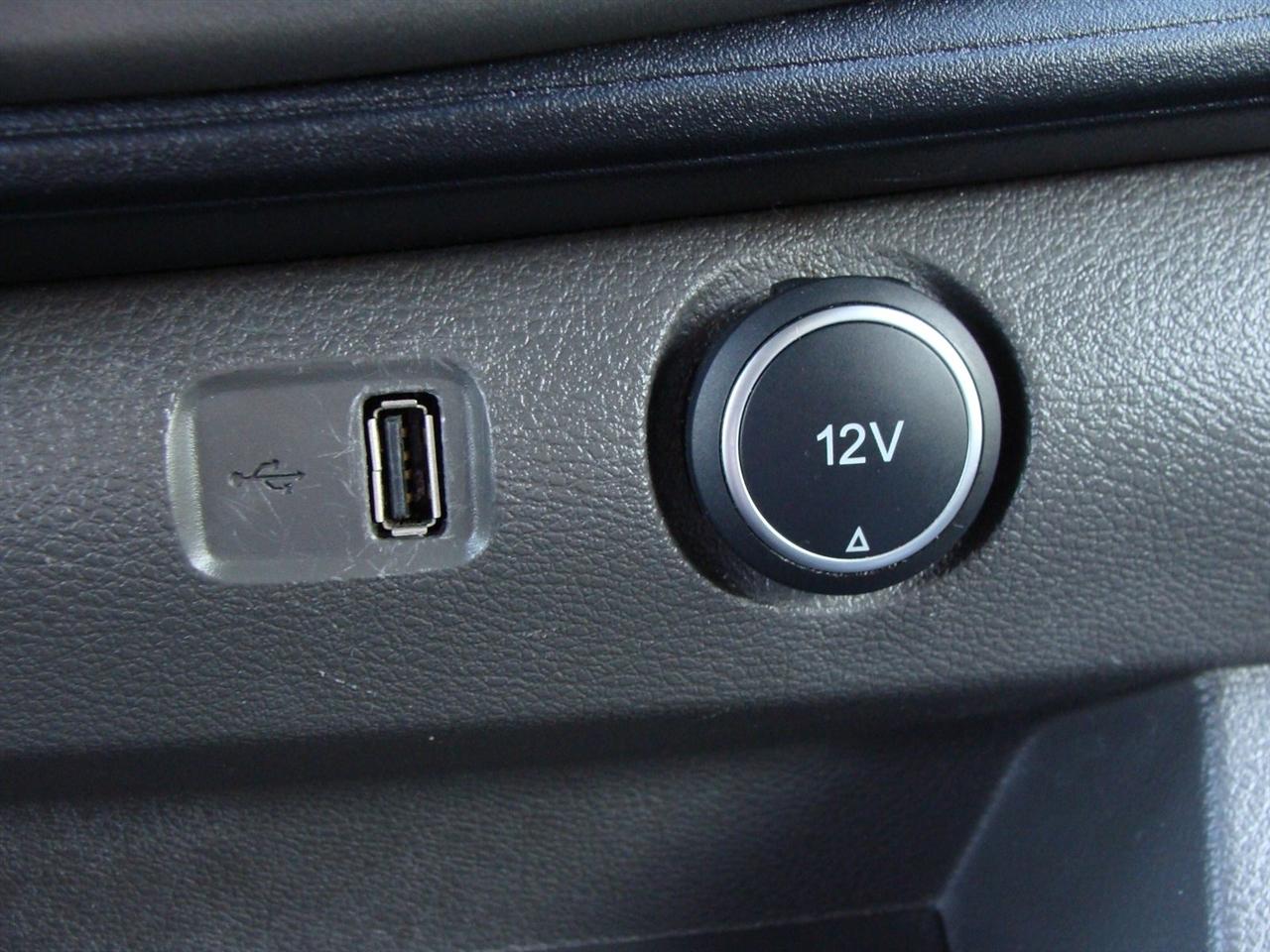 Ford Transit Passenger Wagon T-350 148" Med Roof XLT RWD 2022