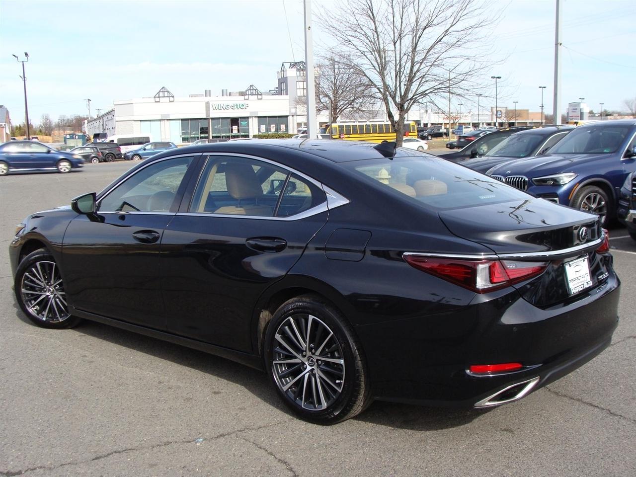 Lexus ES ES 350 FWD 2024