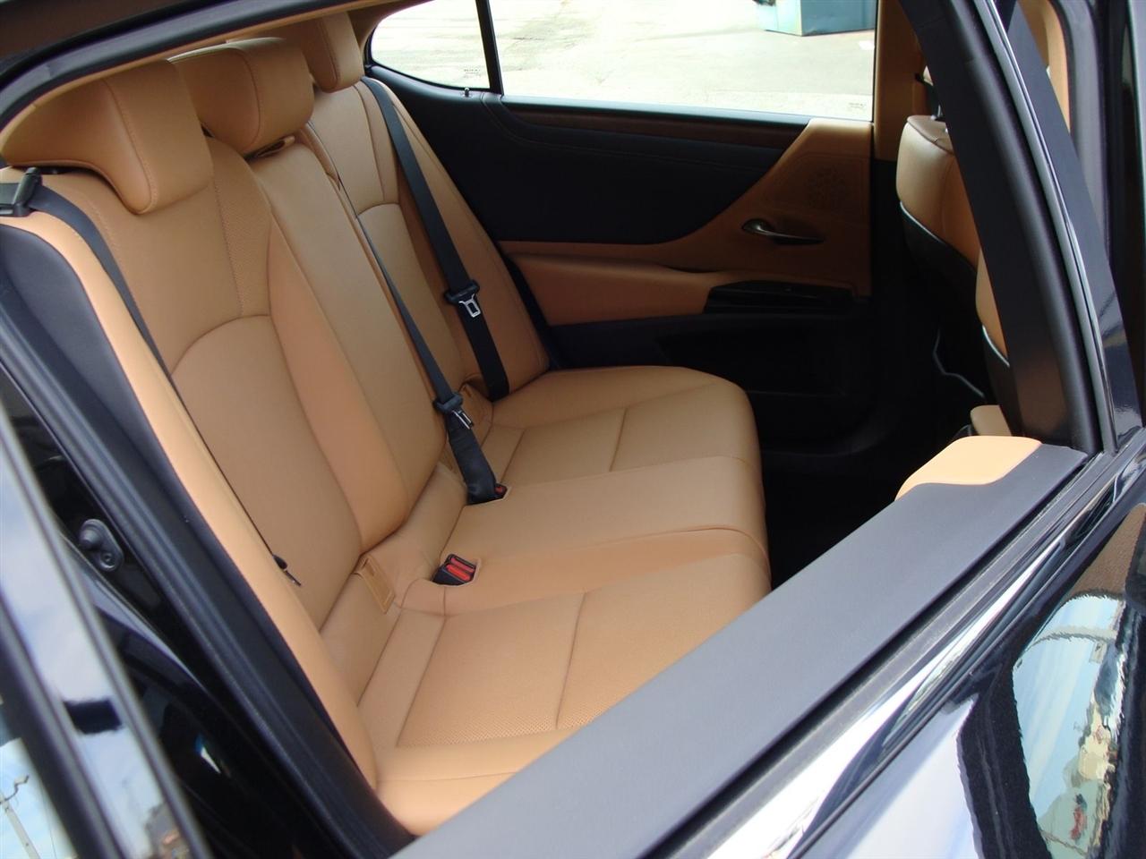 Lexus ES ES 350 FWD 2024