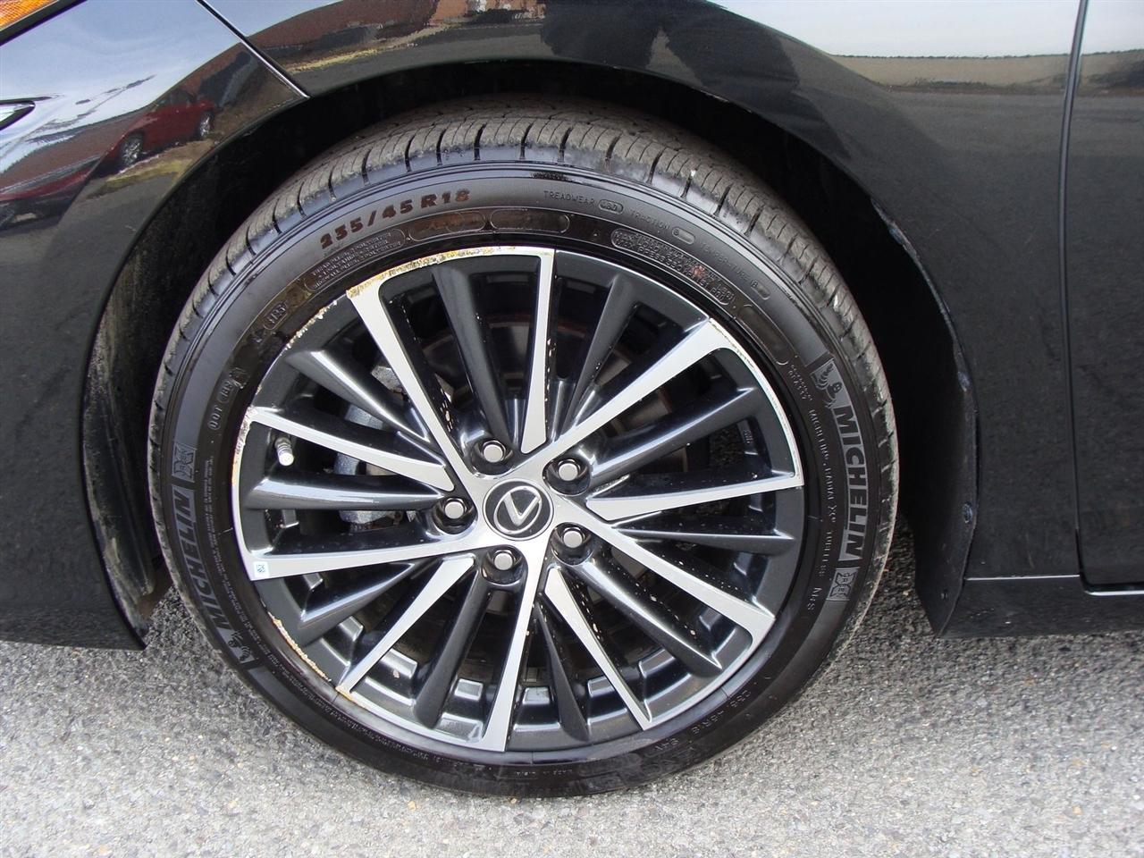 Lexus ES ES 350 FWD 2024