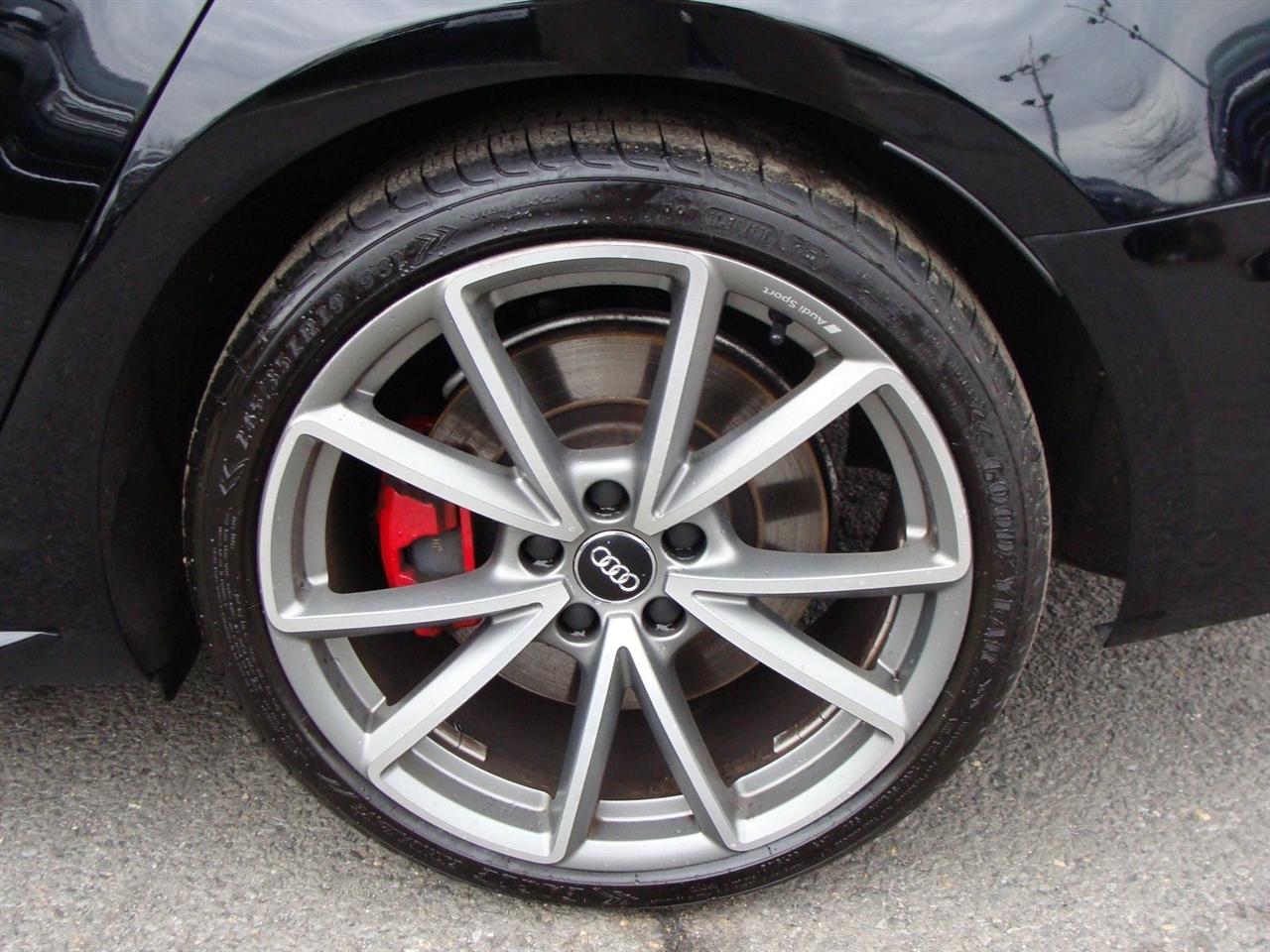 Audi A4 2.0 TFSI Tech Premium Plus S Tronic quattro AWD 2018