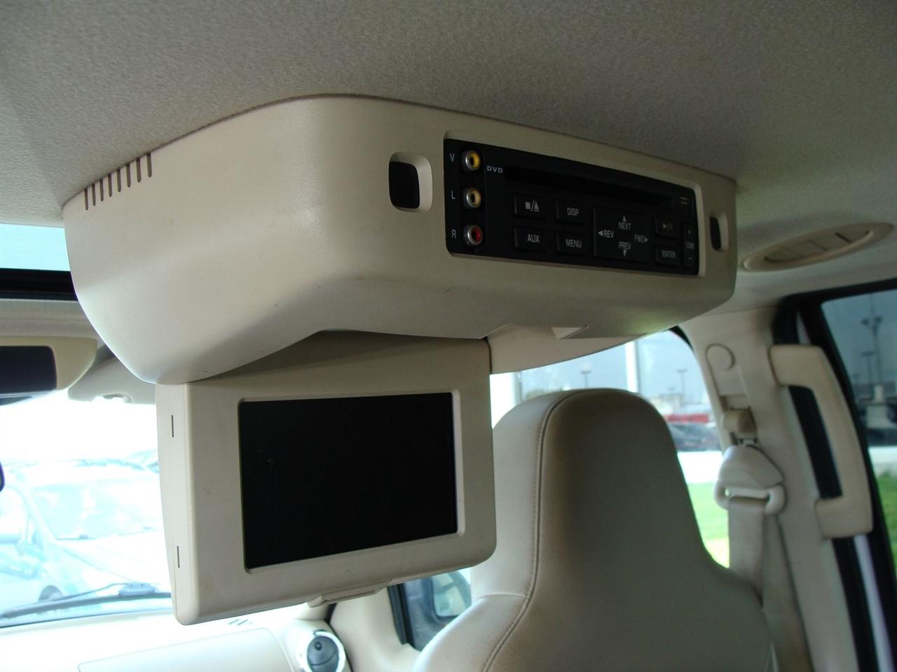 Ford Expedition 4dr Eddie Bauer 4WD 2006