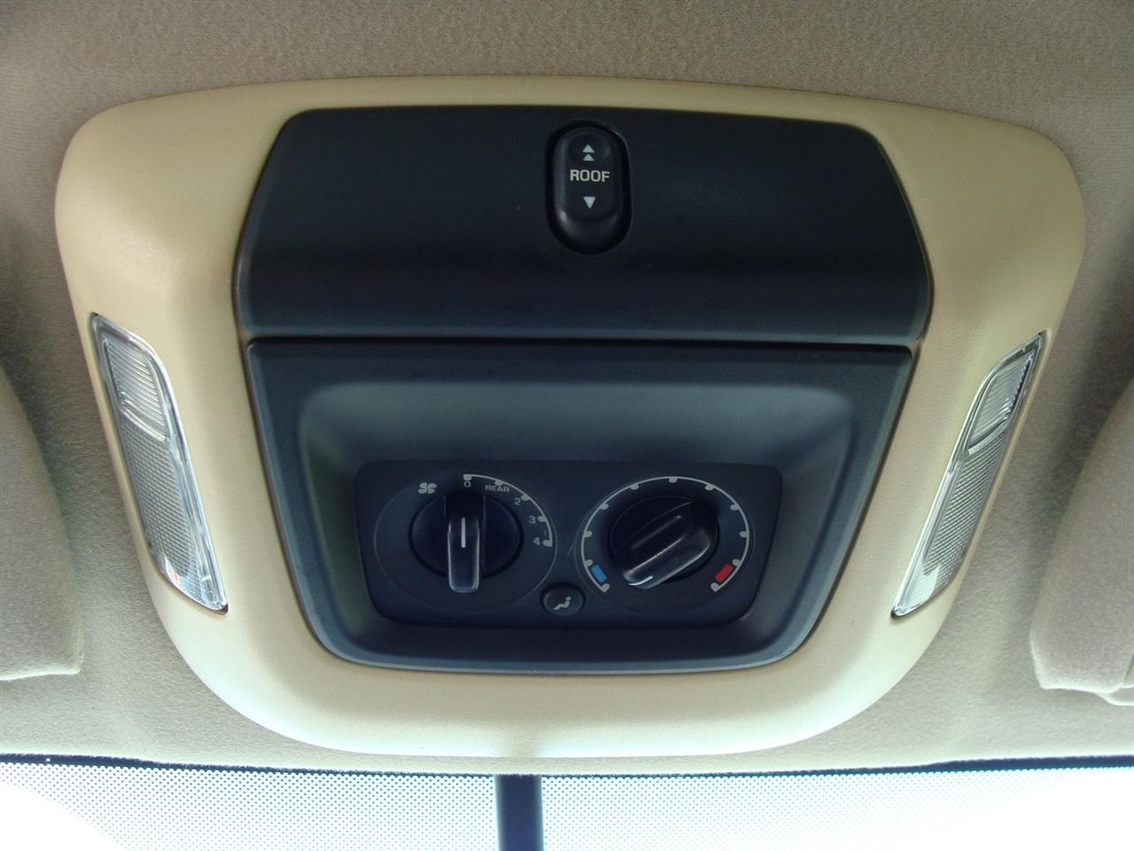Ford Expedition 4dr Eddie Bauer 4WD 2006