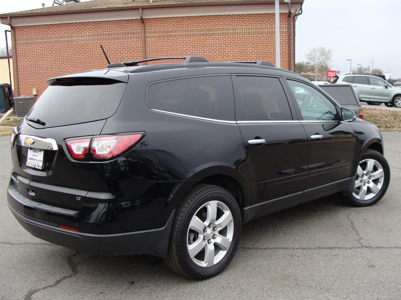 Chevrolet Traverse AWD 4dr LT w/1LT 2017