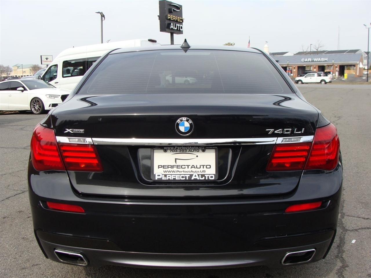 BMW 7 Series 4dr Sdn 740Li xDrive AWD 2015