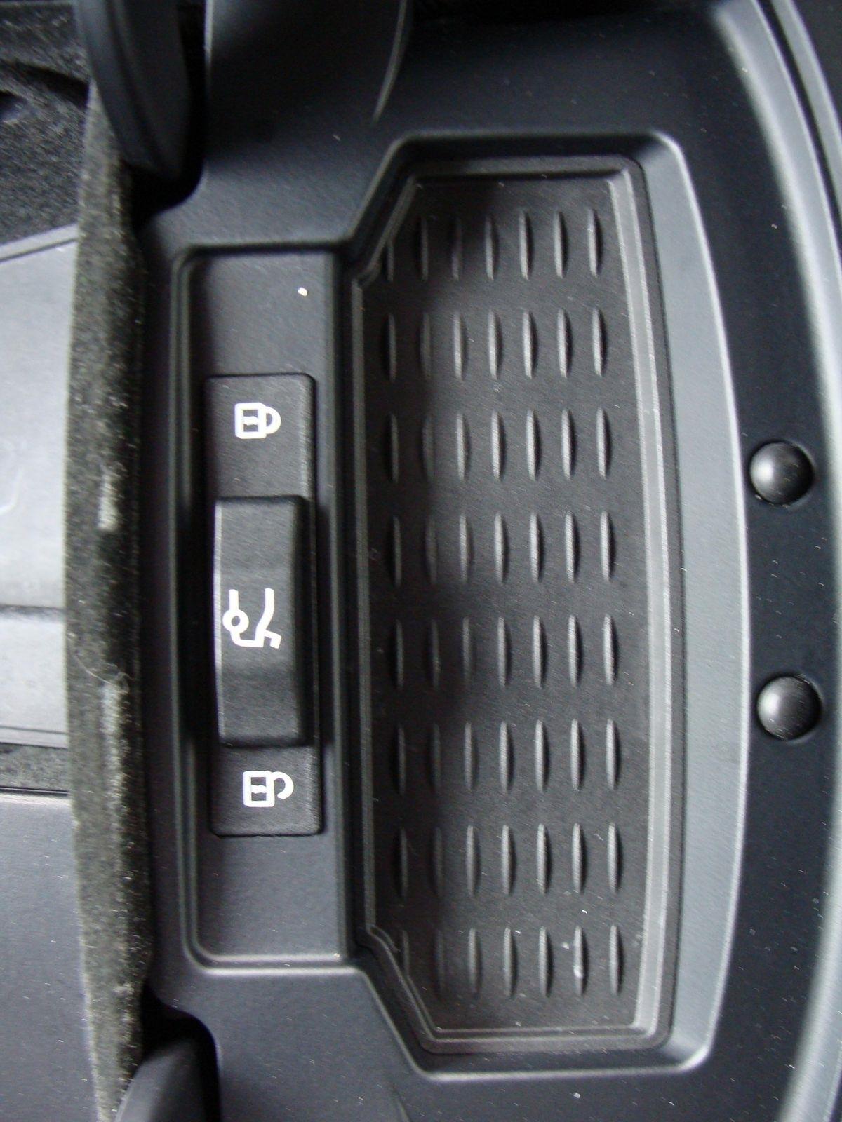 BMW 7 Series 4dr Sdn 740Li xDrive AWD 2015