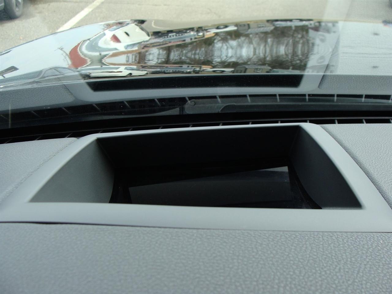 BMW 7 Series 4dr Sdn 740Li xDrive AWD 2015