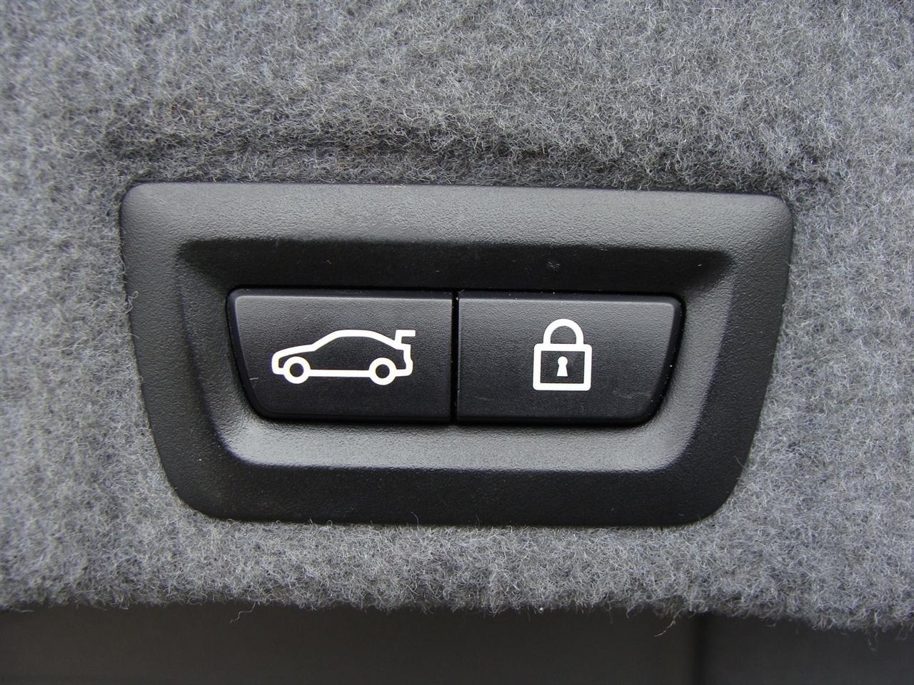 BMW 7 Series 4dr Sdn 740Li xDrive AWD 2015