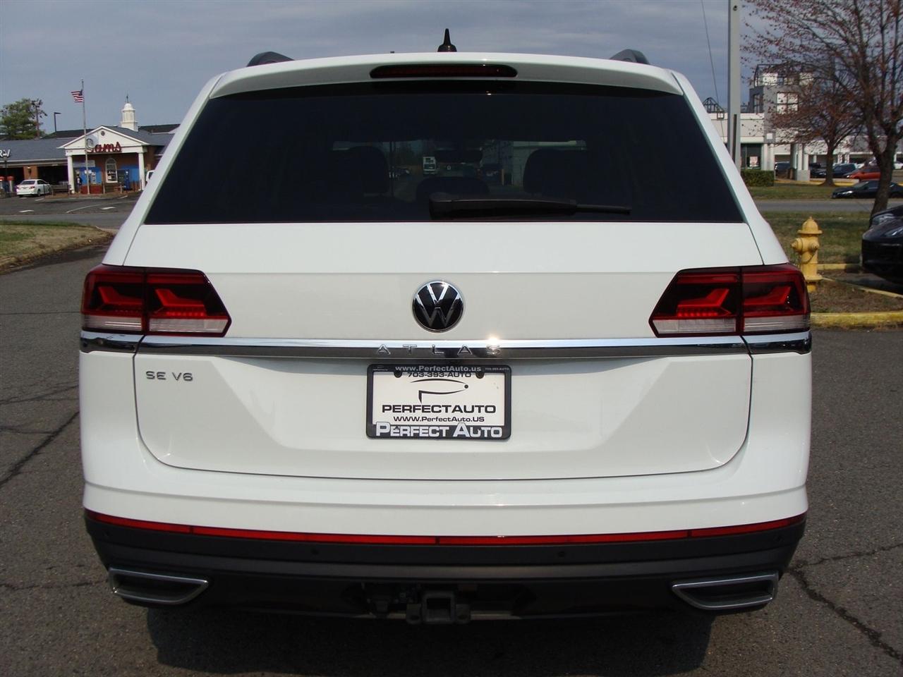 Volkswagen Atlas 3.6L V6 SE w/Technology FWD 2022