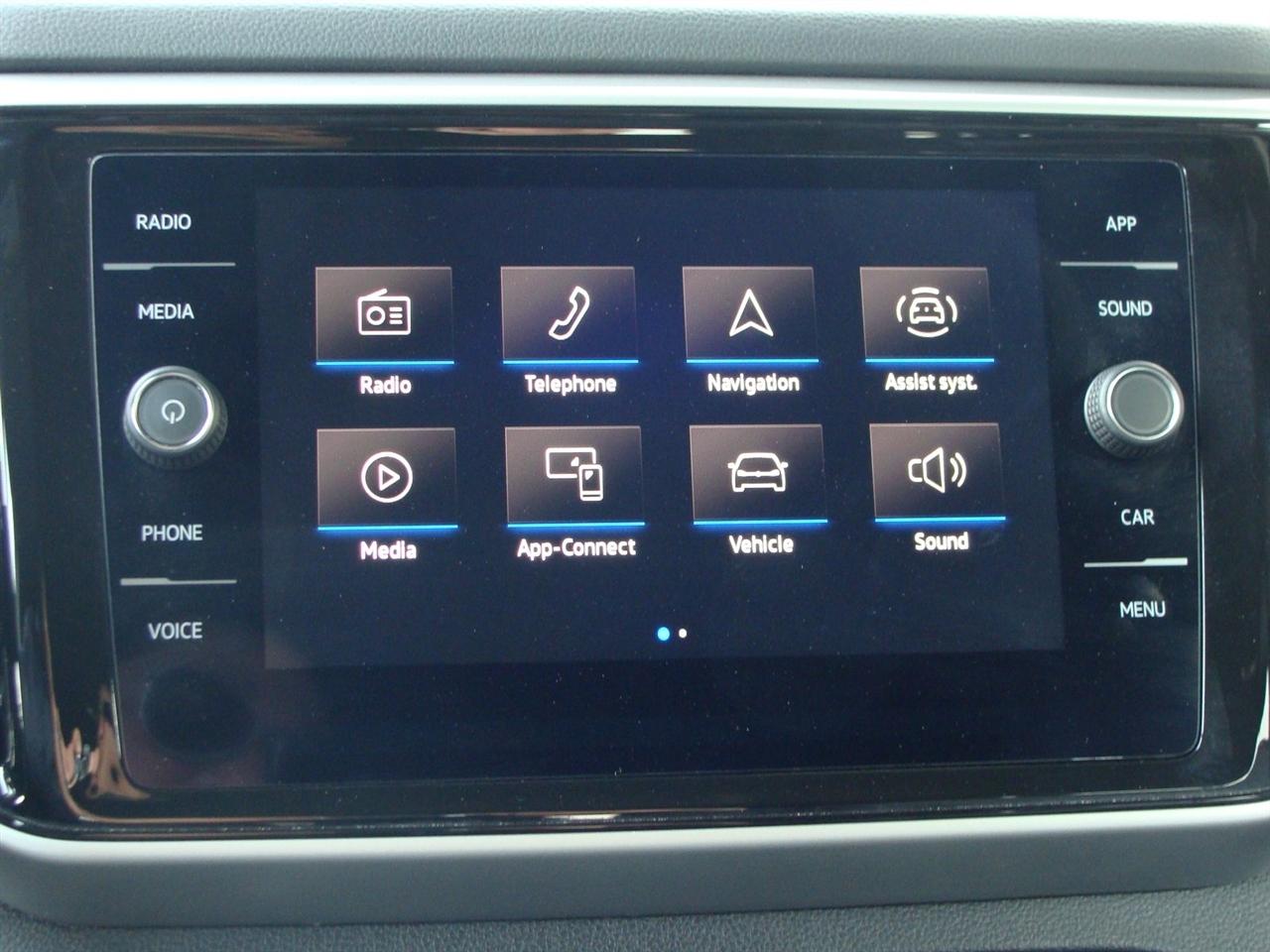 Volkswagen Atlas 3.6L V6 SE w/Technology FWD 2022