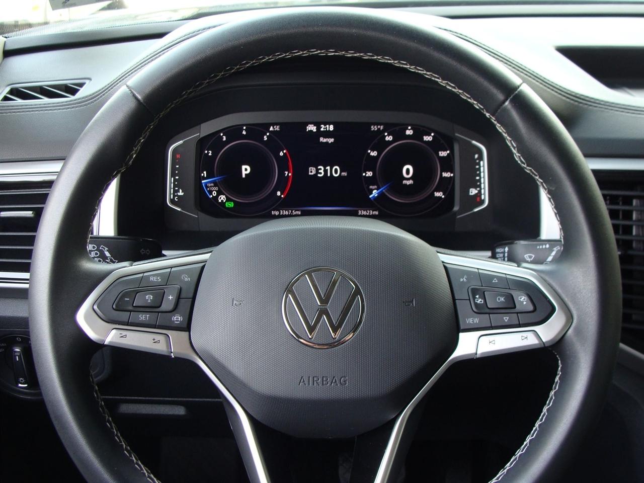 Volkswagen Atlas 3.6L V6 SE w/Technology FWD 2022