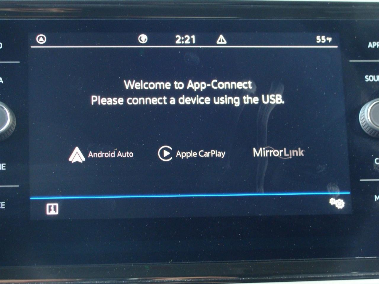 Volkswagen Atlas 3.6L V6 SE w/Technology FWD 2022