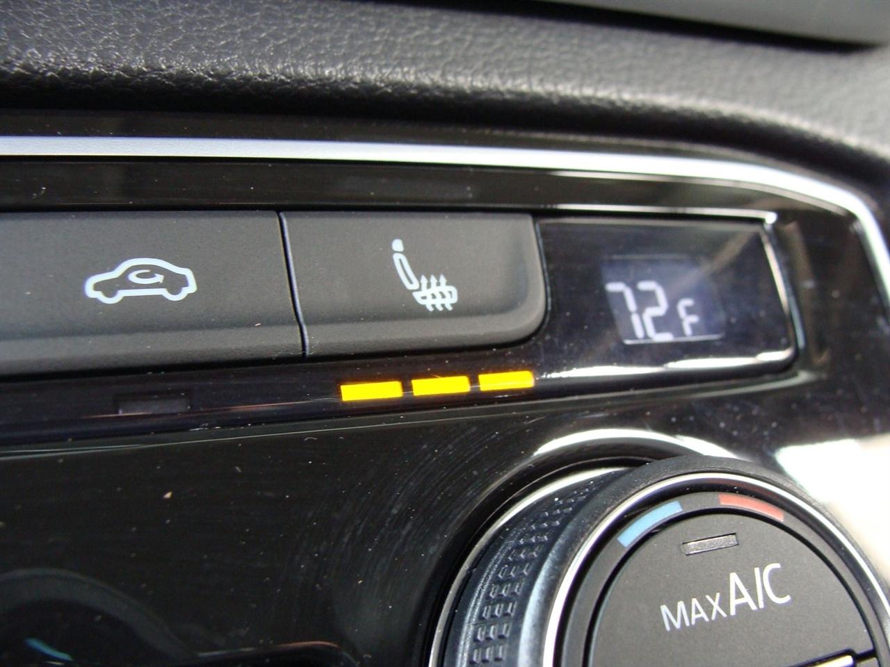 Volkswagen Atlas 3.6L V6 SE w/Technology FWD 2022