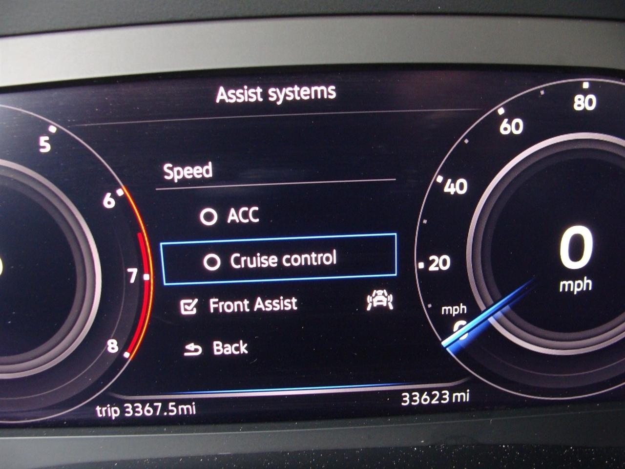 Volkswagen Atlas 3.6L V6 SE w/Technology FWD 2022