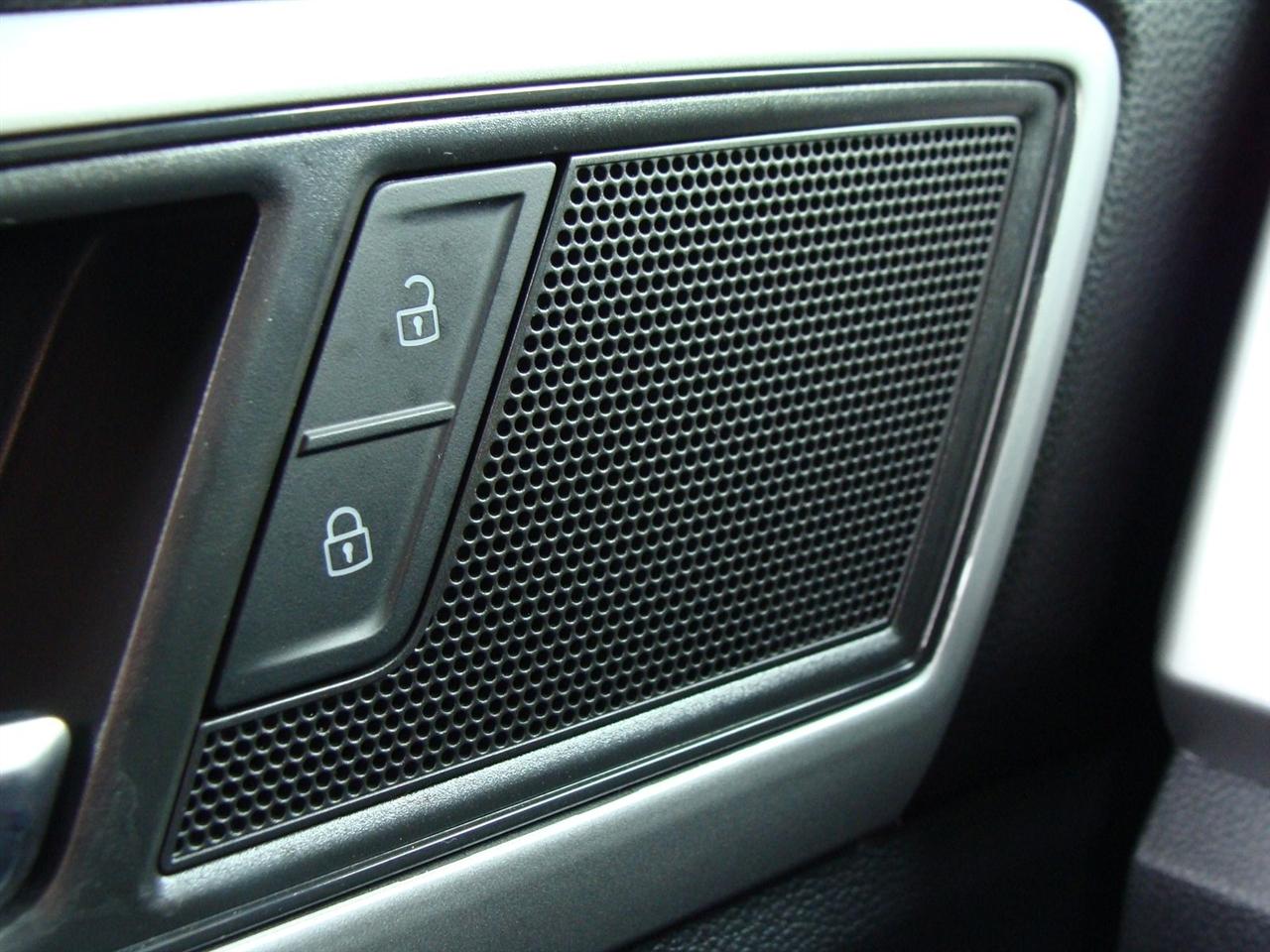 Volkswagen Atlas 3.6L V6 SE w/Technology FWD 2022