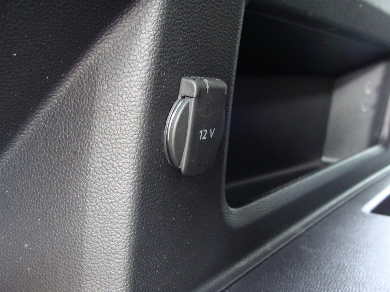 Volkswagen Atlas 3.6L V6 SE w/Technology FWD 2022