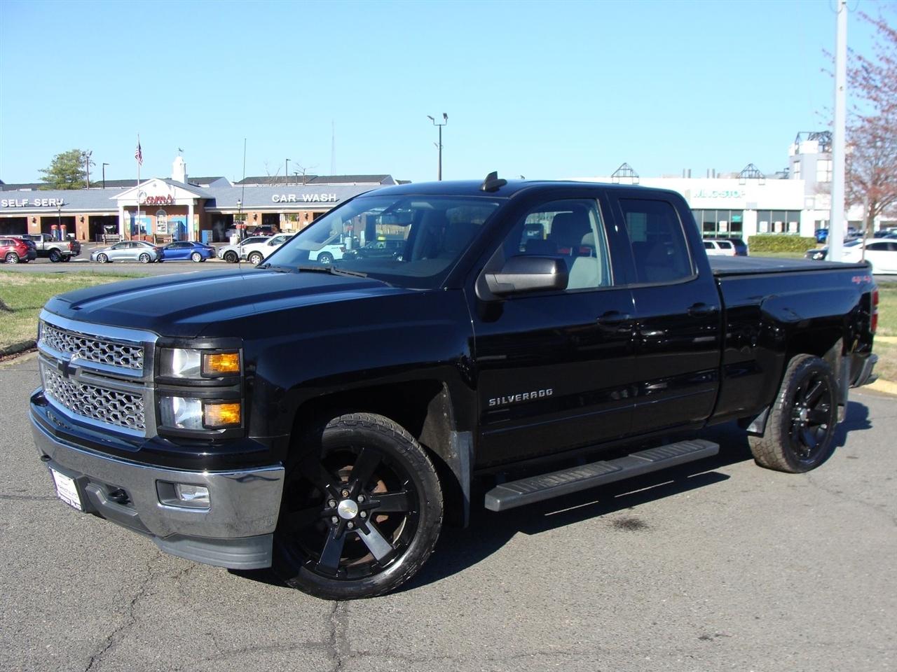 Chevrolet Silverado 1500 4WD Double Cab 143.5" LT w/1LT 2015