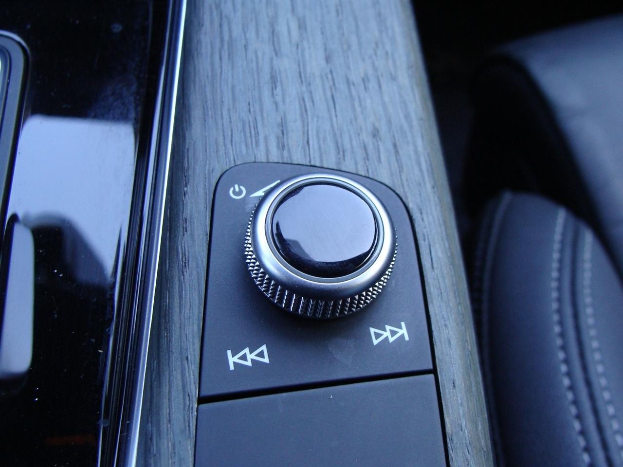 Audi A4 Sedan S line Premium 45 TFSI quattro 2023