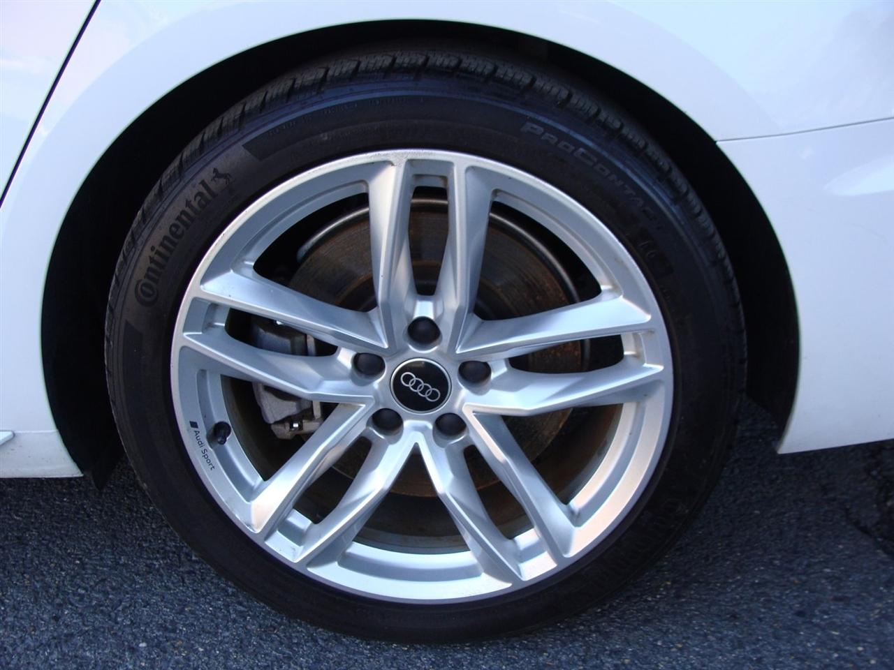 Audi A4 Sedan S line Premium 45 TFSI quattro 2023