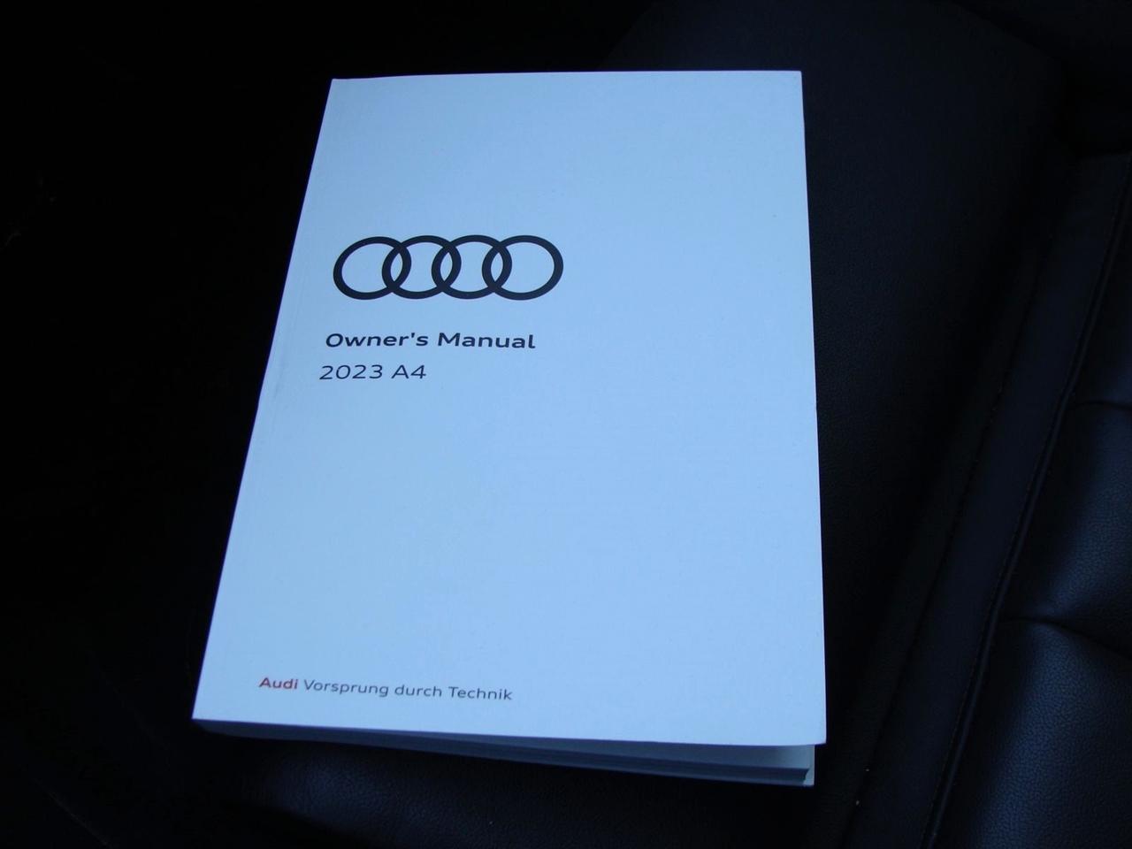 Audi A4 Sedan S line Premium 45 TFSI quattro 2023