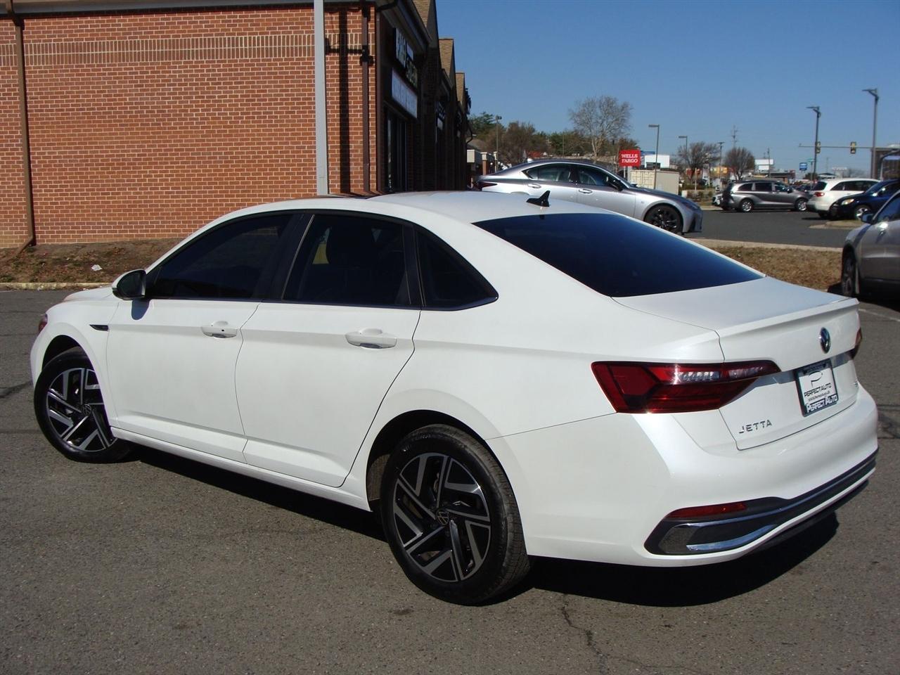 Volkswagen Jetta SEL Auto 2024