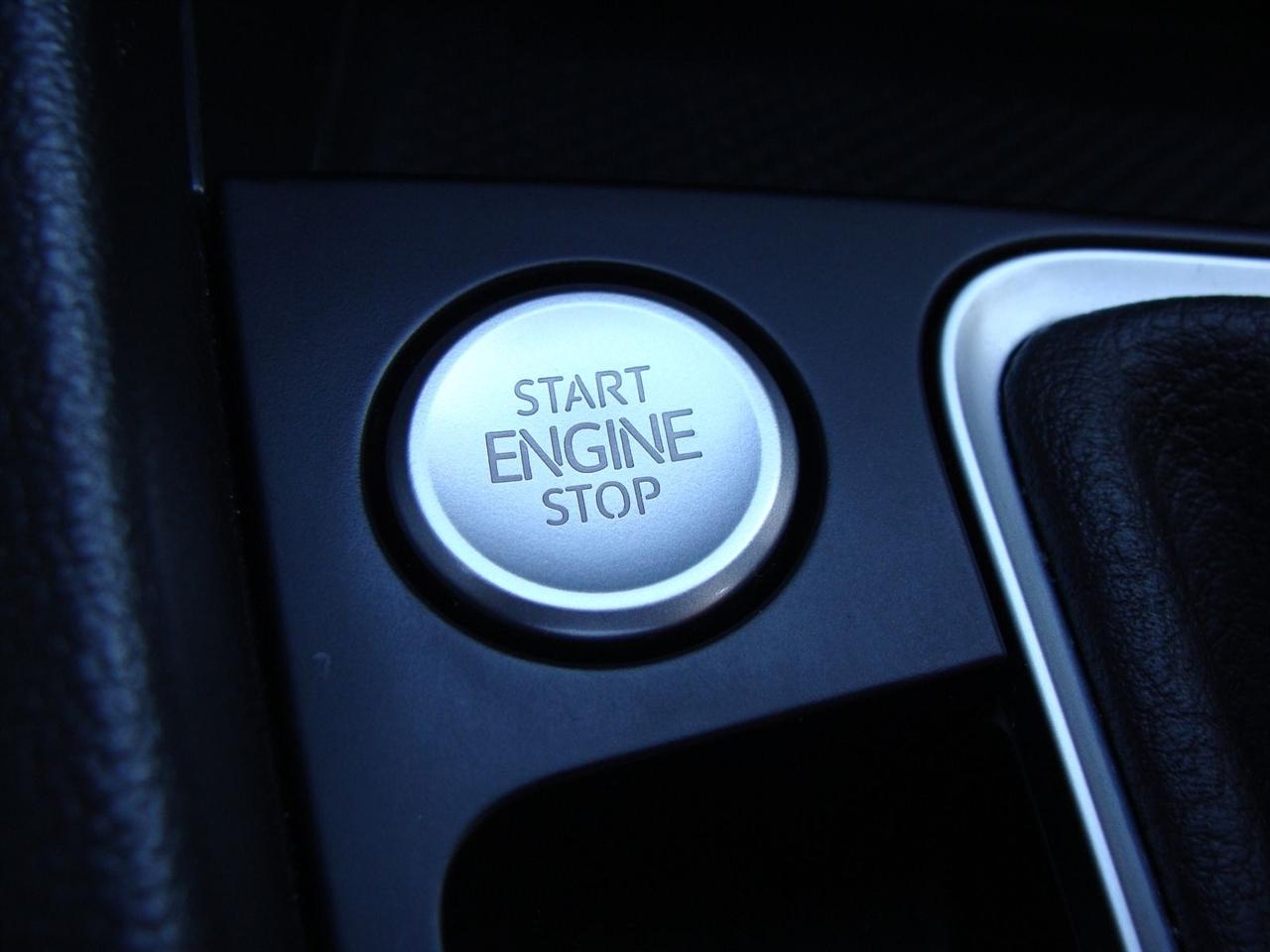 Volkswagen Jetta SEL Auto 2024