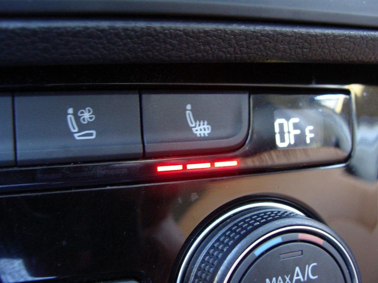 Volkswagen Jetta SEL Auto 2024