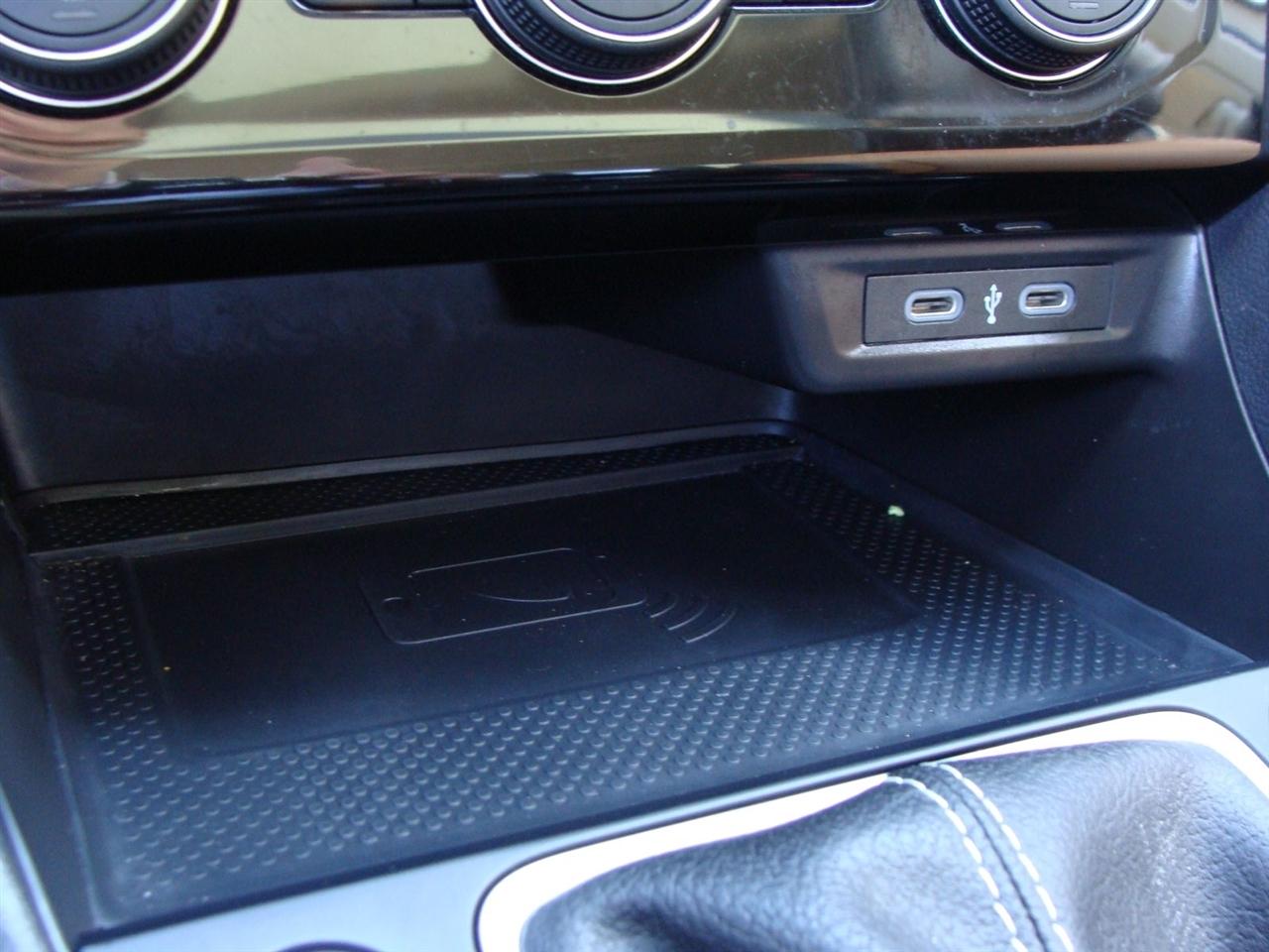 Volkswagen Jetta SEL Auto 2024