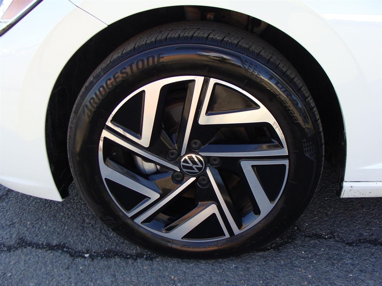 Volkswagen Jetta SEL Auto 2024