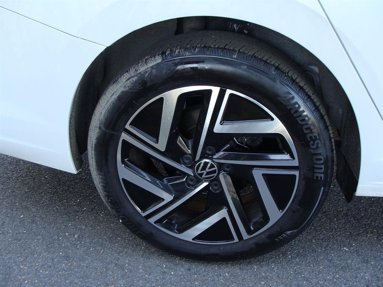 Volkswagen Jetta SEL Auto 2024