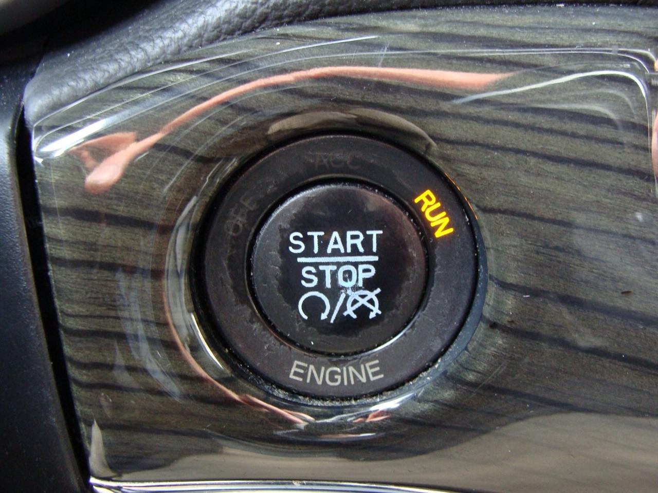 Jeep Grand Cherokee 4WD 4dr Overland 2014