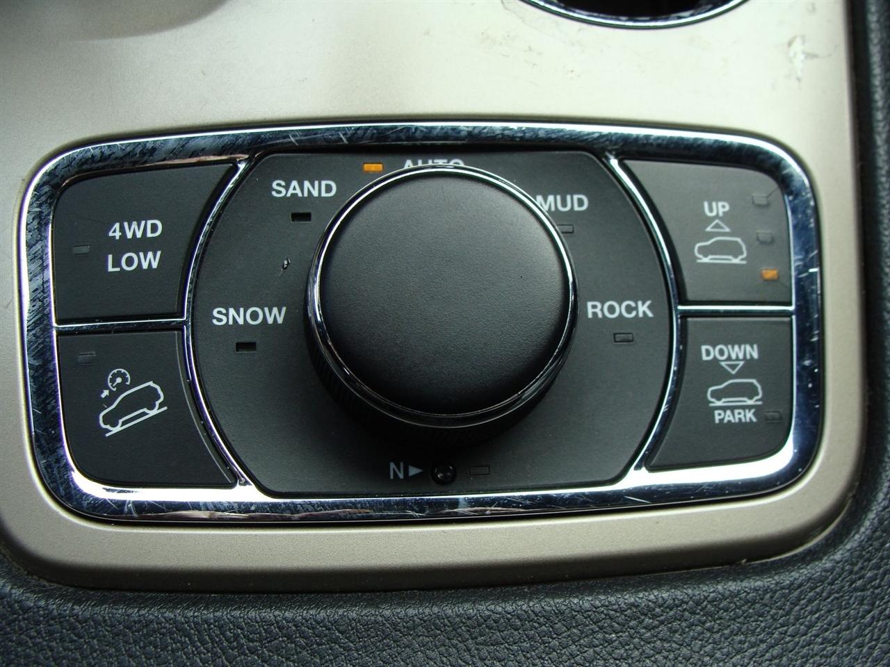 Jeep Grand Cherokee 4WD 4dr Overland 2014