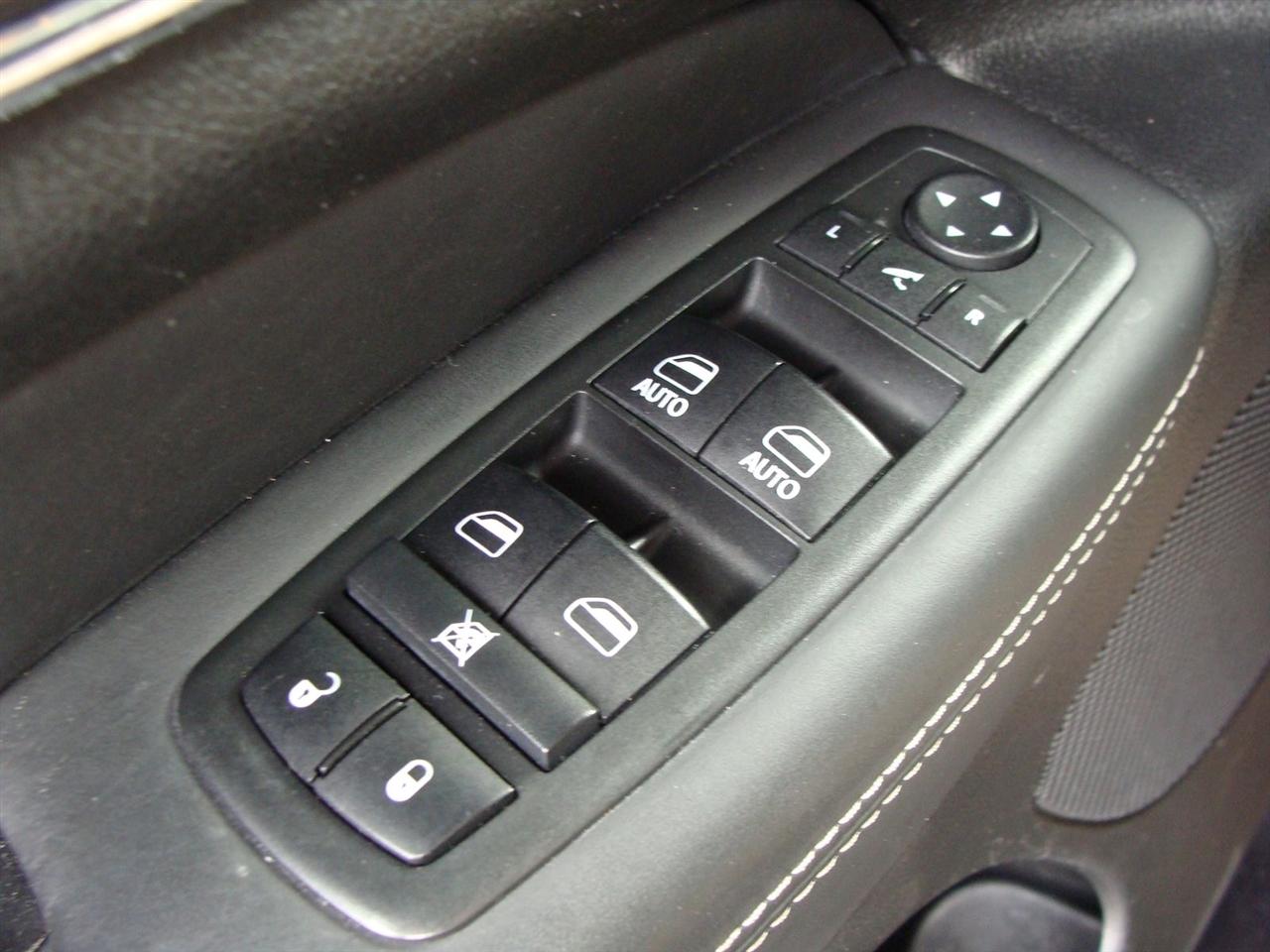 Jeep Grand Cherokee 4WD 4dr Overland 2014