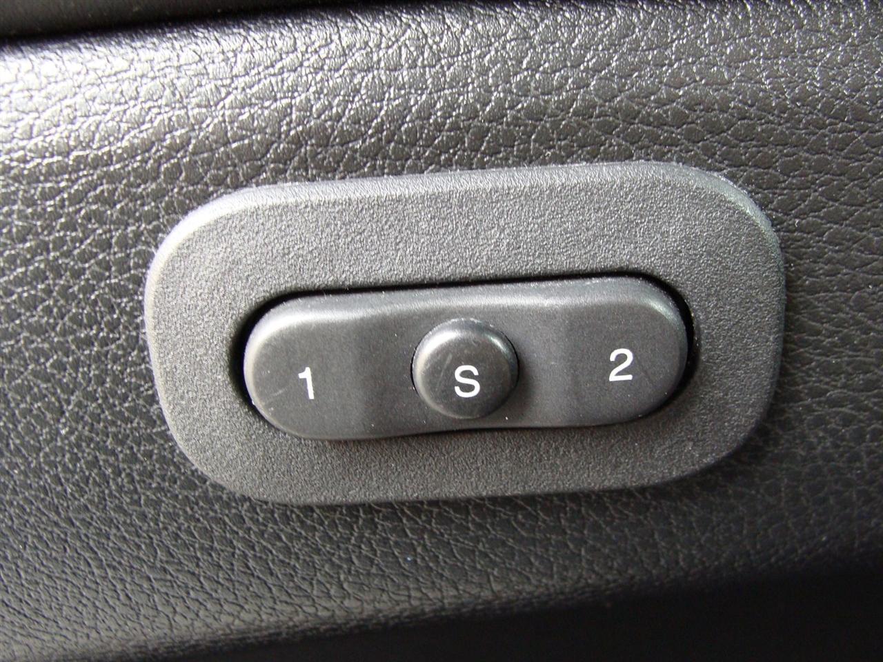 Jeep Grand Cherokee 4WD 4dr Overland 2014