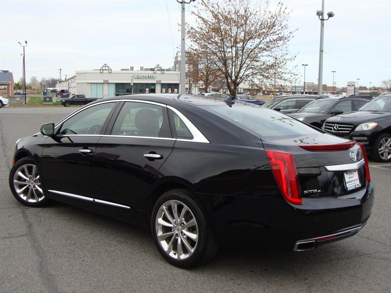Cadillac XTS 4dr Sdn Premium AWD 2014
