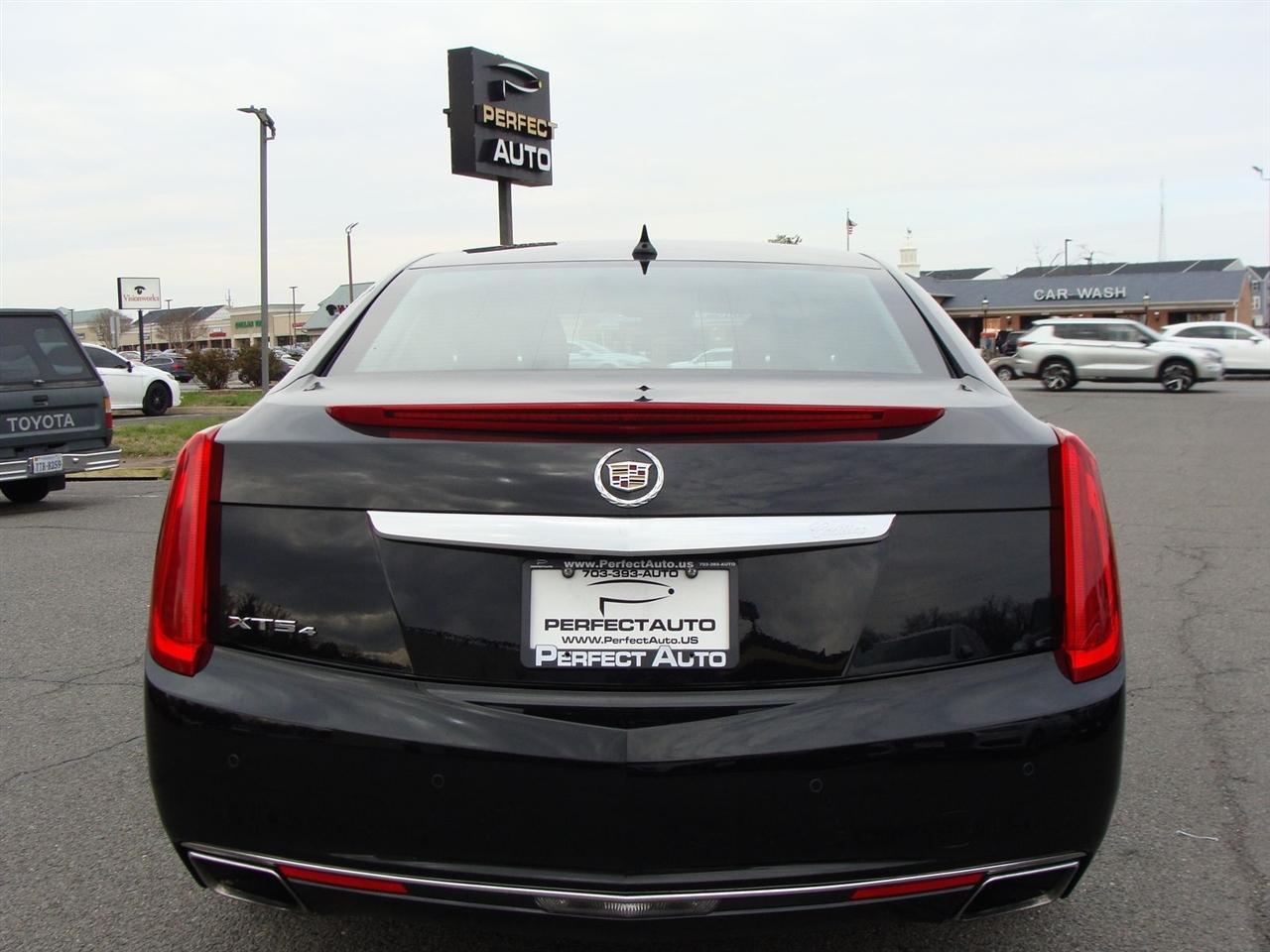 Cadillac XTS 4dr Sdn Premium AWD 2014