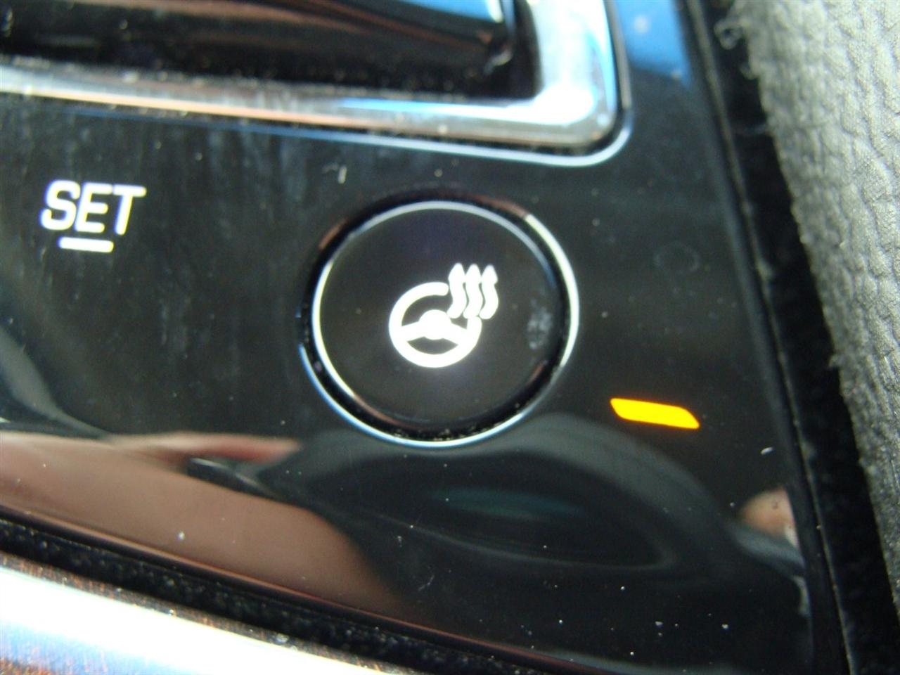 Cadillac XTS 4dr Sdn Premium AWD 2014