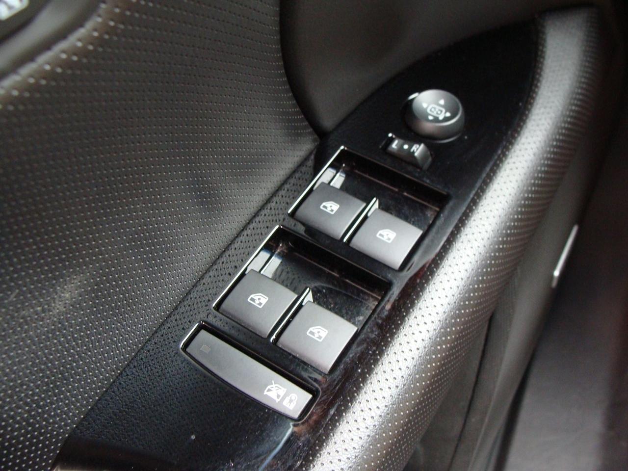 Cadillac XTS 4dr Sdn Premium AWD 2014