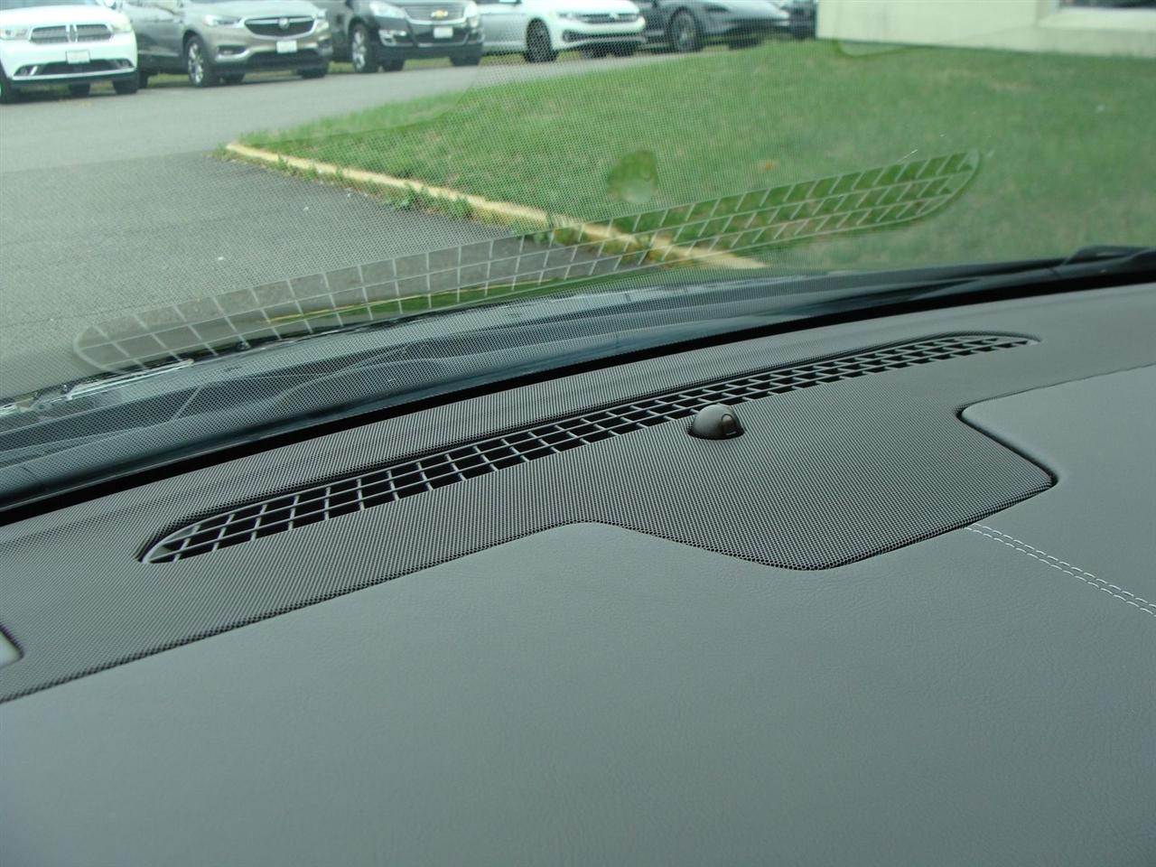 Cadillac XTS 4dr Sdn Premium AWD 2014