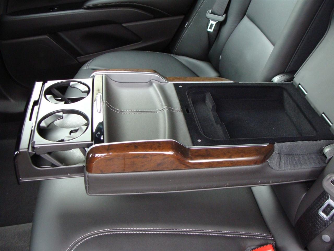 Cadillac XTS 4dr Sdn Premium AWD 2014