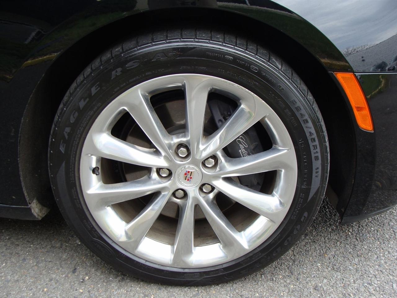 Cadillac XTS 4dr Sdn Premium AWD 2014