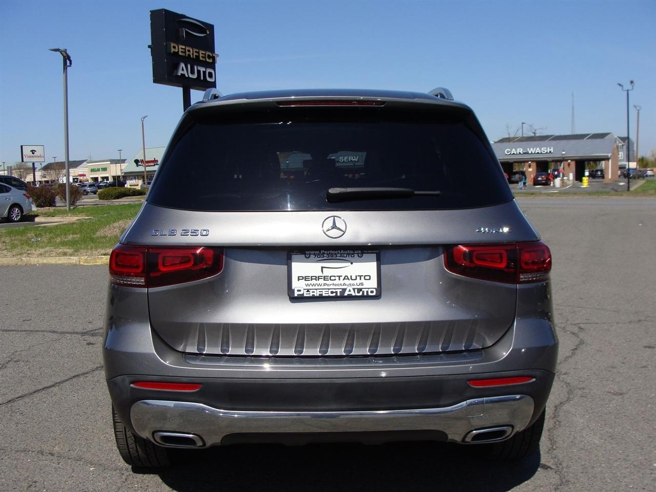 Mercedes-Benz GLB GLB 250 4MATIC SUV 2020