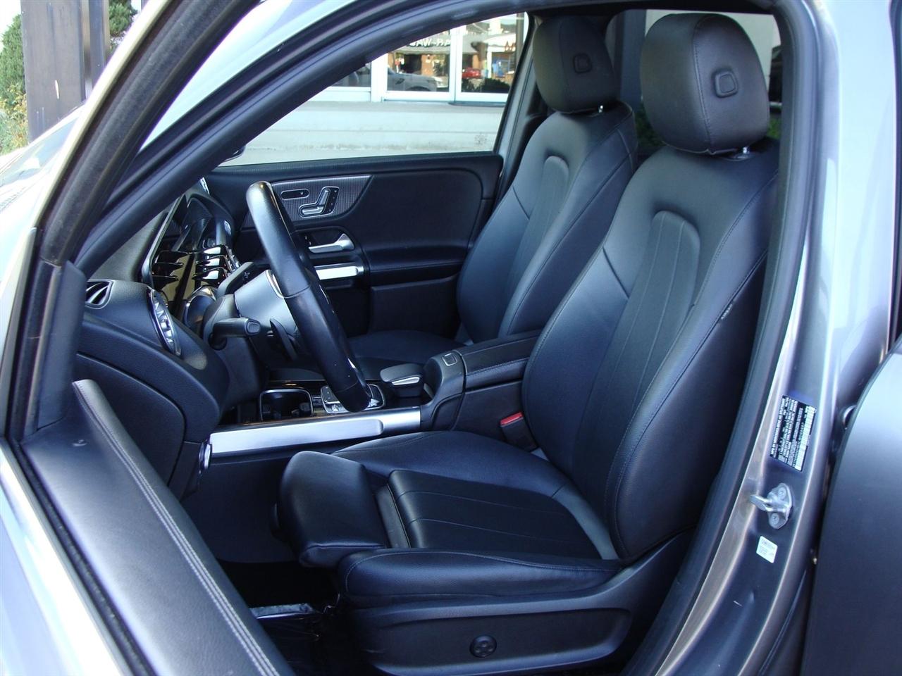 Mercedes-Benz GLB GLB 250 4MATIC SUV 2020