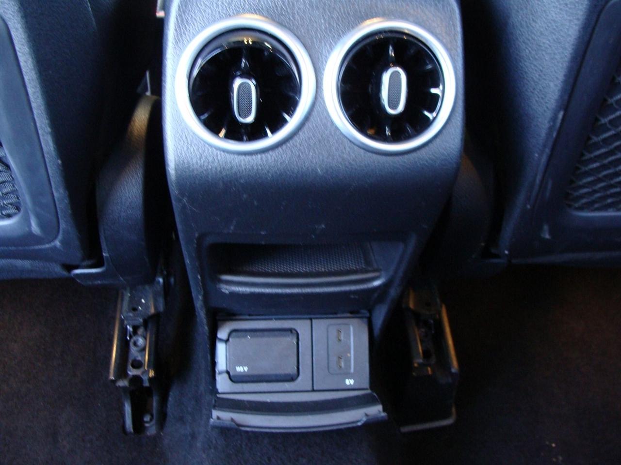 Mercedes-Benz GLB GLB 250 4MATIC SUV 2020