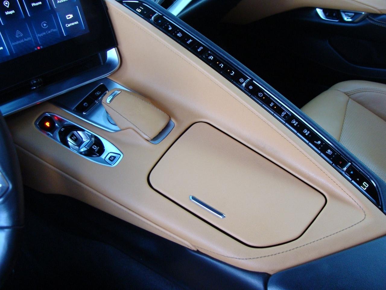 Chevrolet Corvette 2dr Stingray Cpe w/2LT 2024