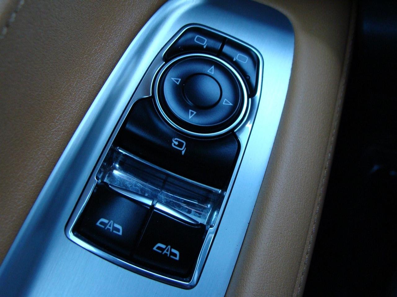 Chevrolet Corvette 2dr Stingray Cpe w/2LT 2024