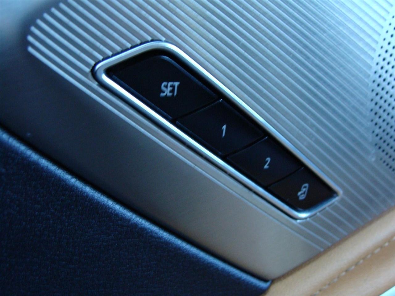 Chevrolet Corvette 2dr Stingray Cpe w/2LT 2024